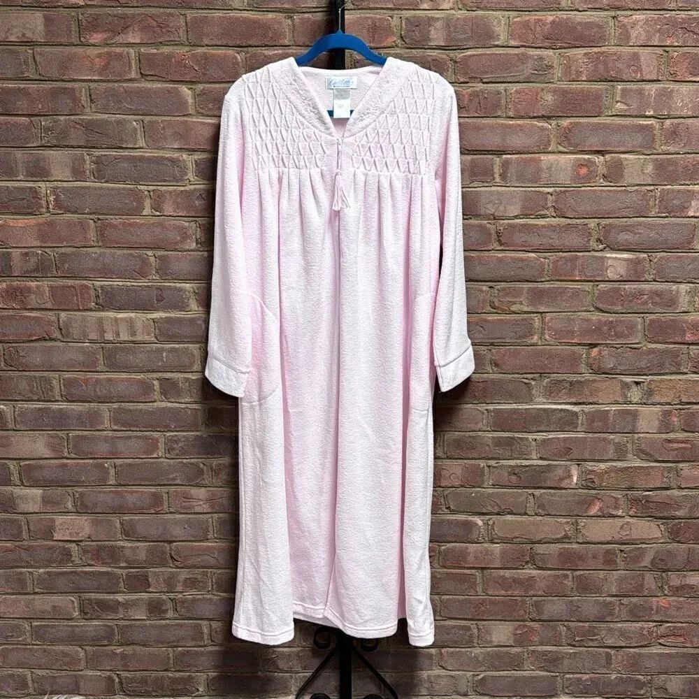 Collette By Miss Elaine Pink Front Zip NightGown Size Medium